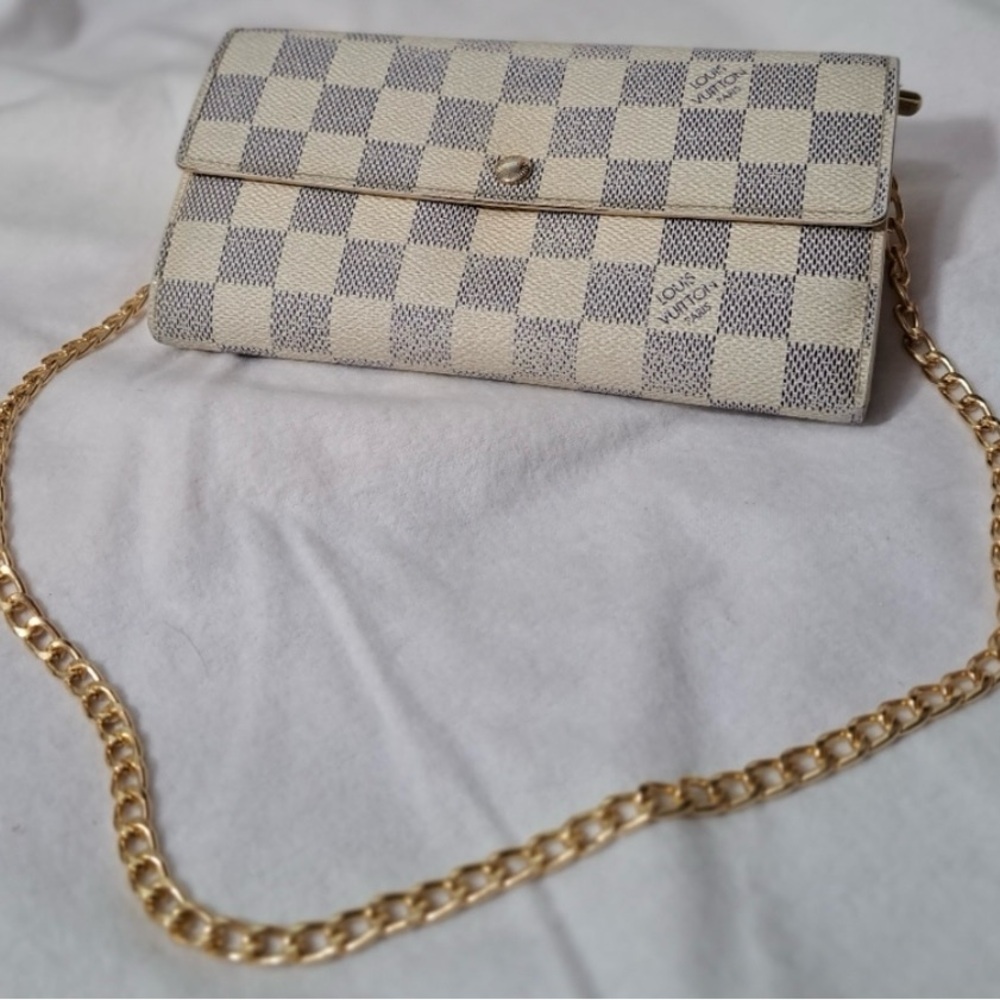 Louis Vuitton Checkered Chain Wallet - Cream and Gray